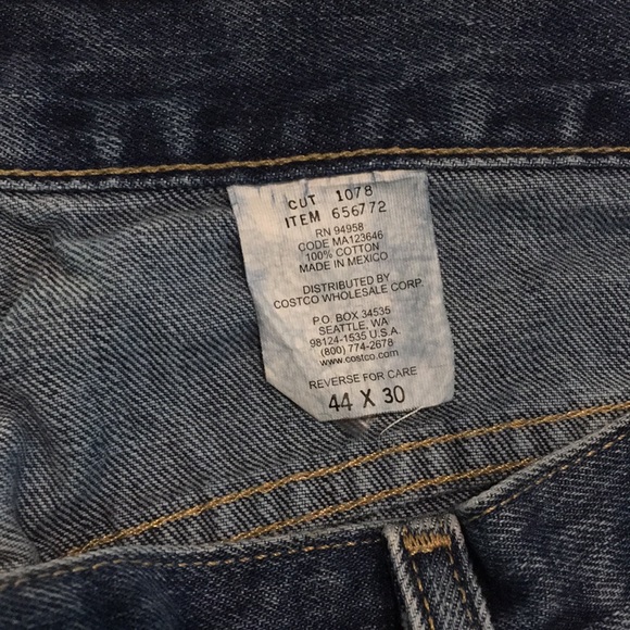 Kirkland Men’s Jeans Size 44 x 30 Relaxed fit Excellent Condition 5 pocket Comfy - Picture 6 of 6